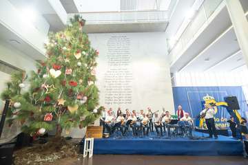 El Cabildo homenajea a varios teldenses en su brindis navideño (Foto TA)
